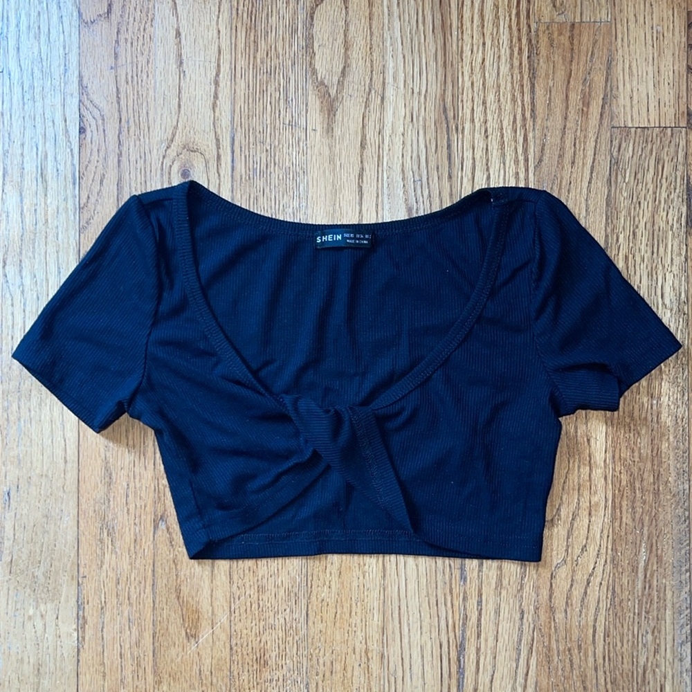 Juniors SHEIN Crop Top